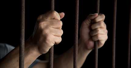 16 MONTHS IN JAIL FOR RACIST THUG WHO STAGED TERRIFYING MOCK BOMB COUNTDOWN IN LEEDS