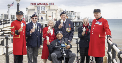 SEVENTY BLACK CABS TAKE VETERANS FOR A DAY OUT IN WORTHING 