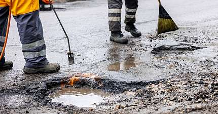 DERBY MOTORISTS HIT OUT AT WORSENING POTHOLE PROBLEM WHICH IS COSTING THEM MONEY