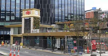 LEEDS STATION REVAMP DELAYS KEEP TAXIS TRAPPED IN TEMPORARY RANK