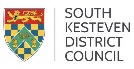 SOUTH KESTEVEN AXES TAXI KNOWLEDGE TEST TO TACKLE DRIVER SHORTAGE