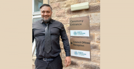 KEIGHLEY CABBIES LICENCE NOT REVOKED THANKS TO REPRESENTATION BY COUNCILLOR VAZ SHABIR
