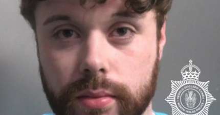 WREXHAM TAXI PASSENGER JAILED FOR FOUR YEARS AFTER RANDOM ATTACK AND ROBBERY